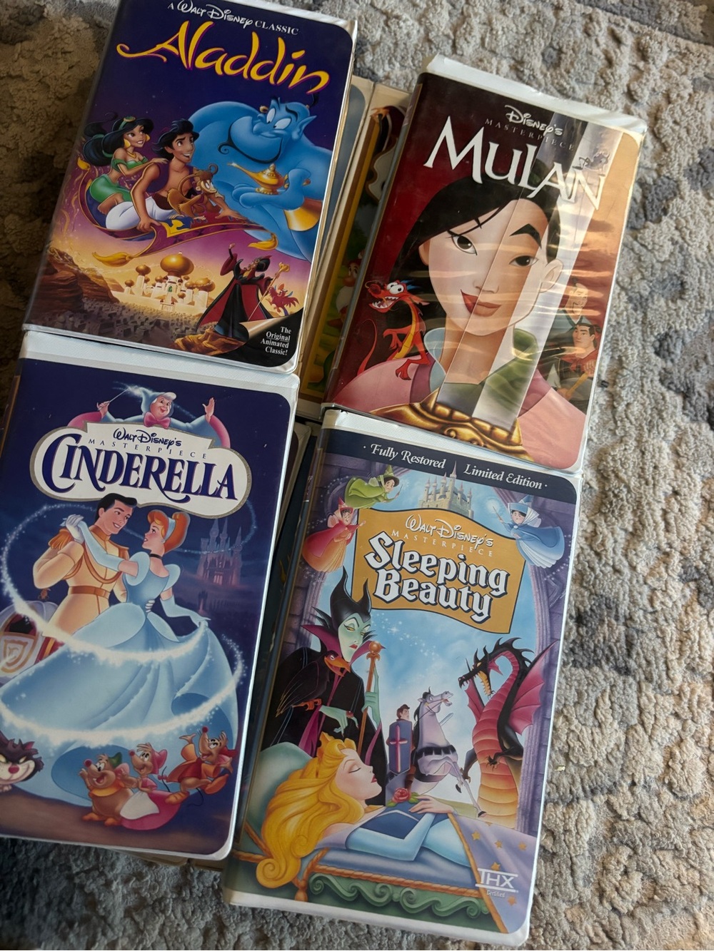 Disney VHS X8 used condition vintage - Picture 3 of 3